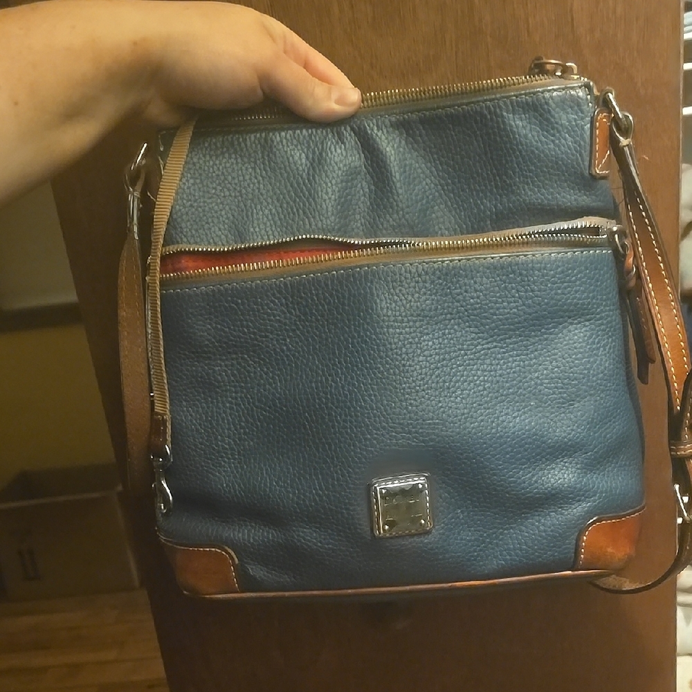 Dooney & Bourke Purse